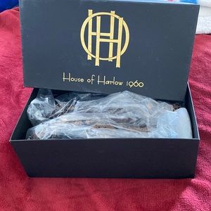 House of Harlow 1960 flats